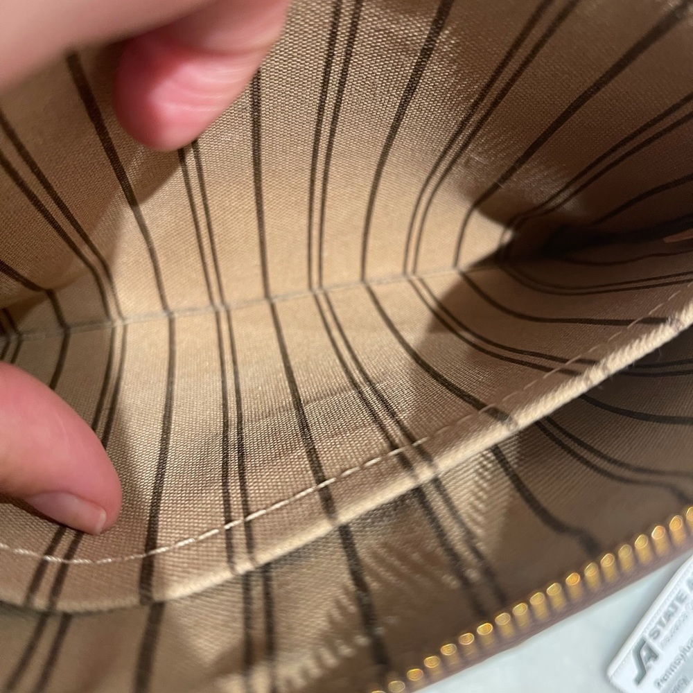 Louis Vuitton Wristlet